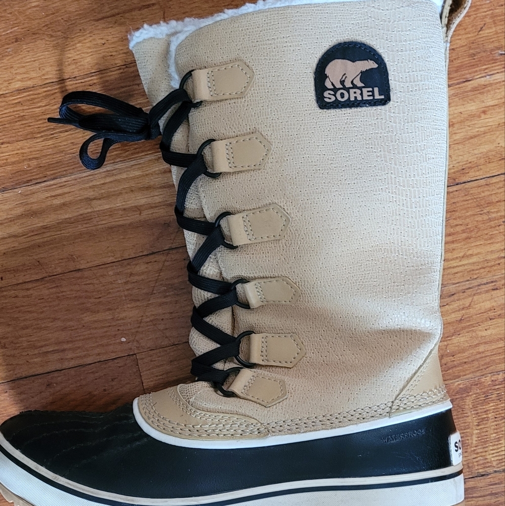 Sorel waterproof winter boots, size 7